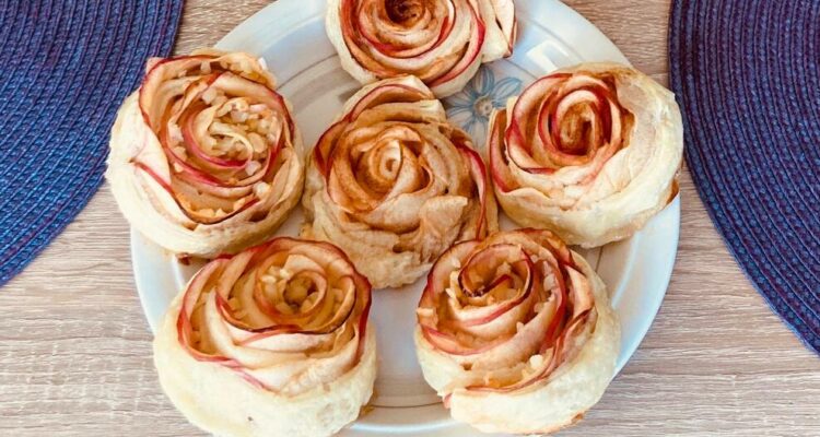 Apfelrosen mit Blätterteig sechs Stück